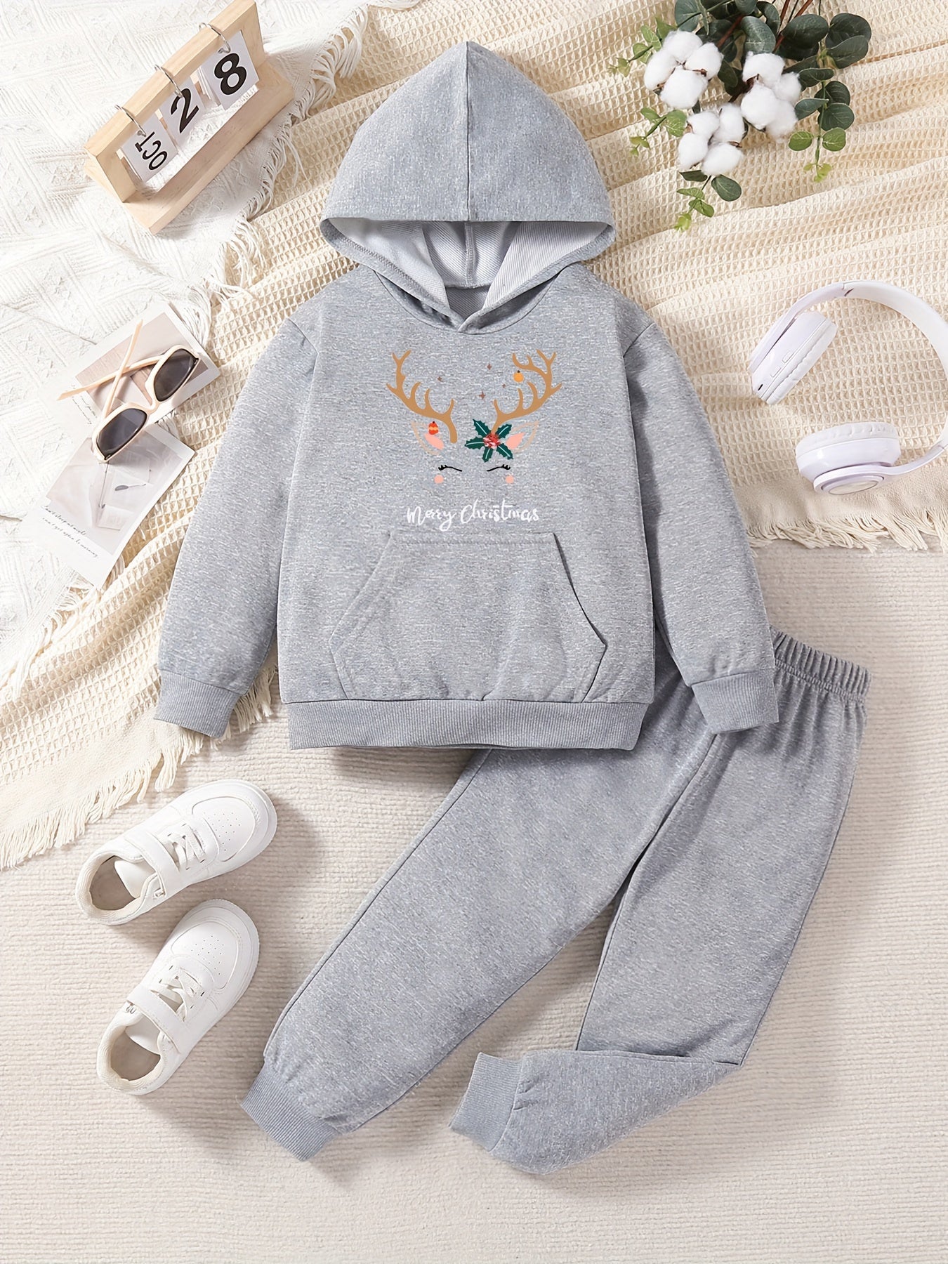 Girls' Festive Christmas Antler & Letter Print Sweatshirt and Joggers Set - Casual, Non-Stretch Polyester, Machine Washable - Perfect for Fall/Winter, Perfect for Outdoor