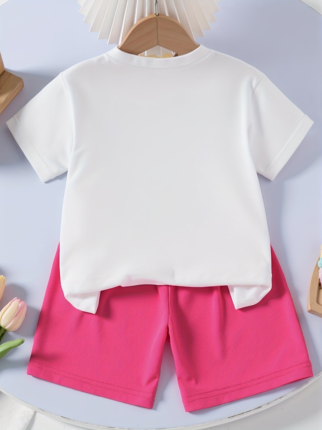 Girls' T-shirt for Medium and Small Children, Comfortable Simple Daily Sports Princess English Crown Print Round Neck Short Sleeve Shorts Casual Suit, Perfect for Outdoor