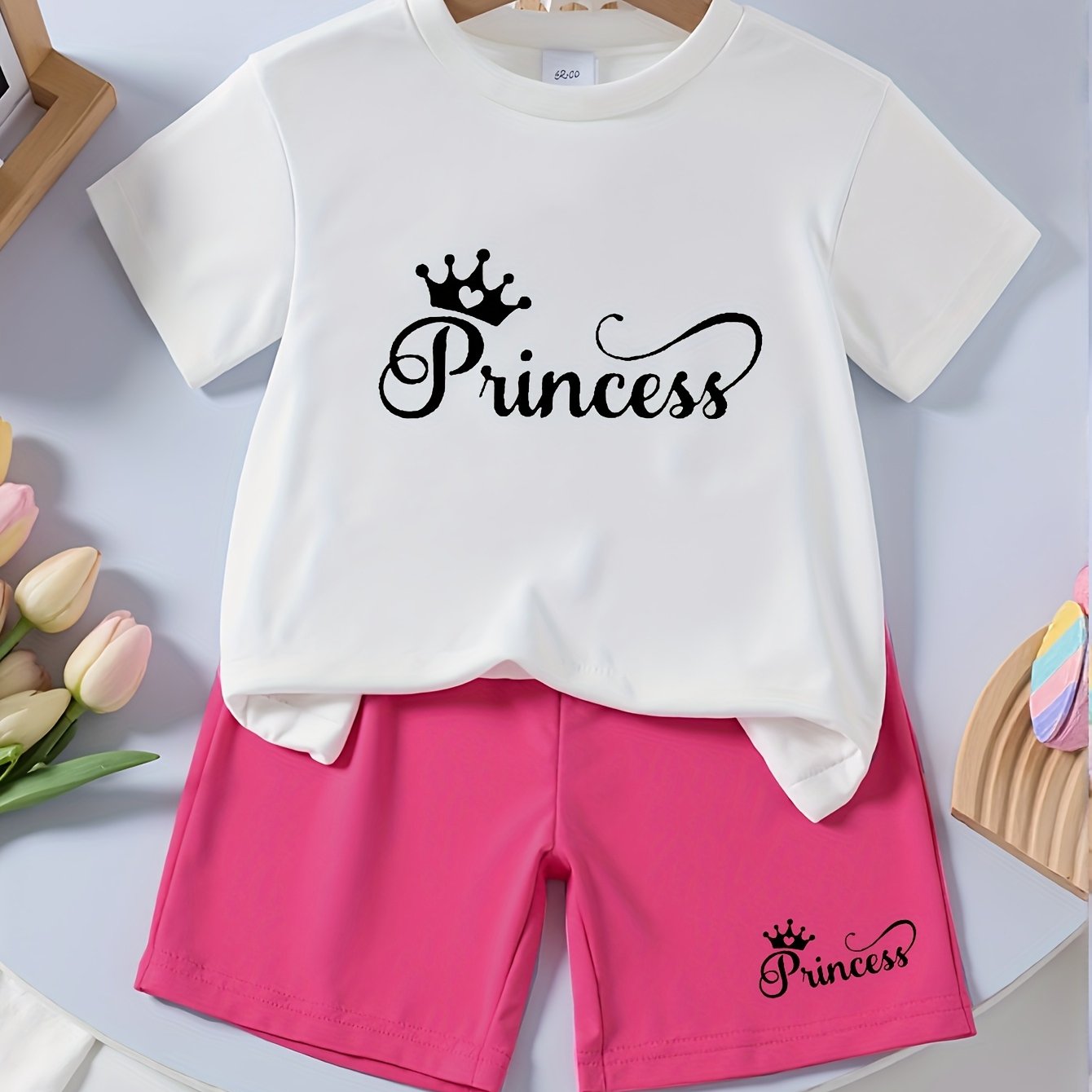 Girls' T-shirt for Medium and Small Children, Comfortable Simple Daily Sports Princess English Crown Print Round Neck Short Sleeve Shorts Casual Suit, Perfect for Outdoor