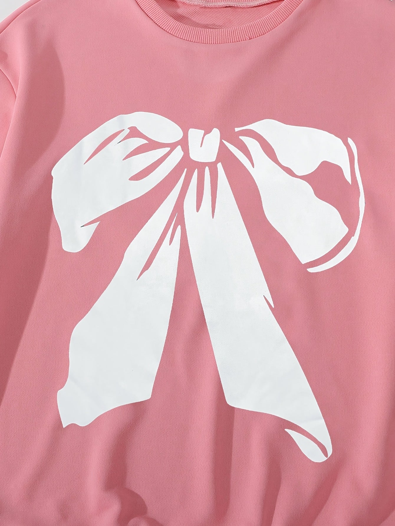 A Outfit Set, Featuring a Stylish Hoodie with a Butterfly Pattern And Embroidered Jeans with a Bow, Embodies Street Fashion And Casual Style, Suitable for All Seasons, Providing a Comfortable Fit for Various Occasions, for Ou