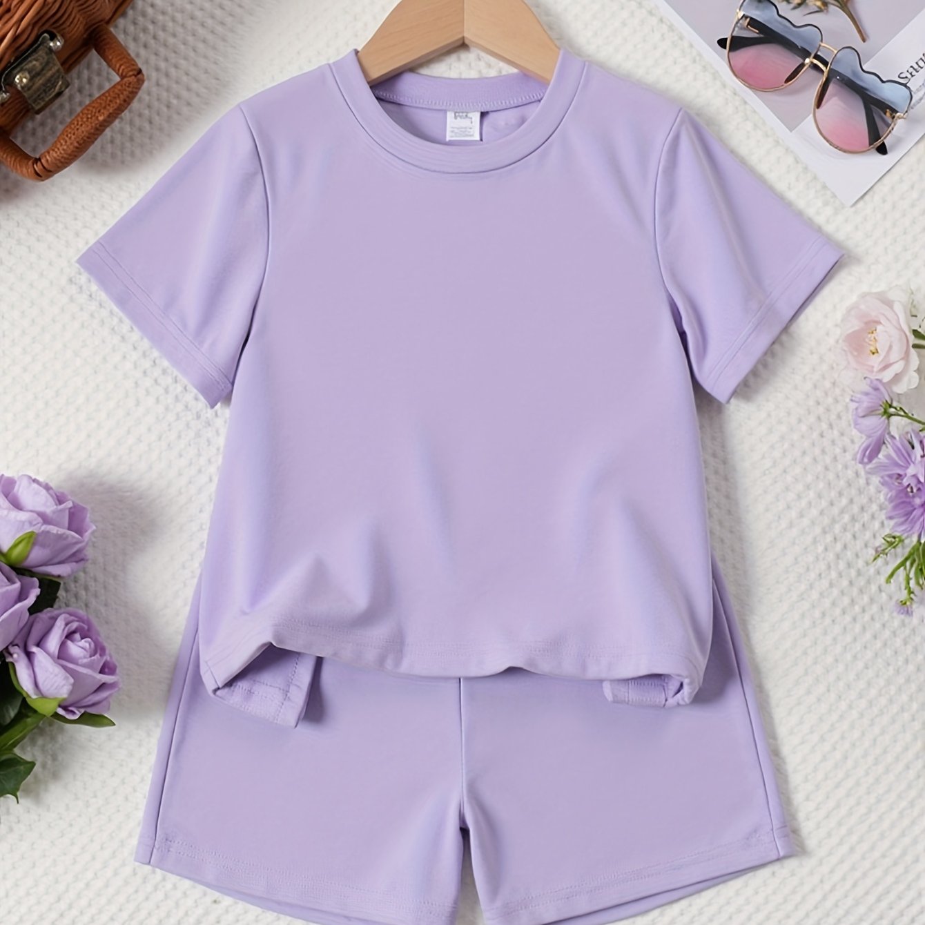 Girls' T-shirt for Medium and Small Children, Comfortable Simple Daily Sports Princess English Crown Print Round Neck Short Sleeve Shorts Casual Suit, Perfect for Outdoor