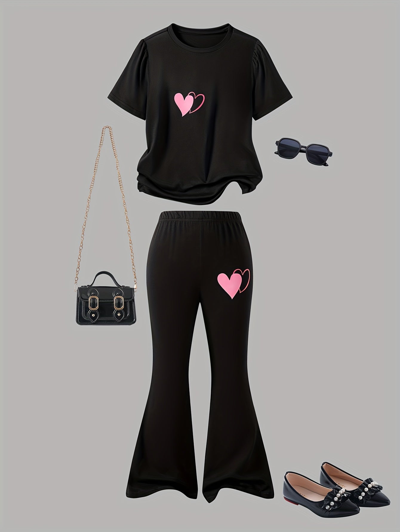 Girls' Fashion Summer Black Heart Short Sleeve Top + Heart Pants Two-Piece Set, Perfect for Outdoor