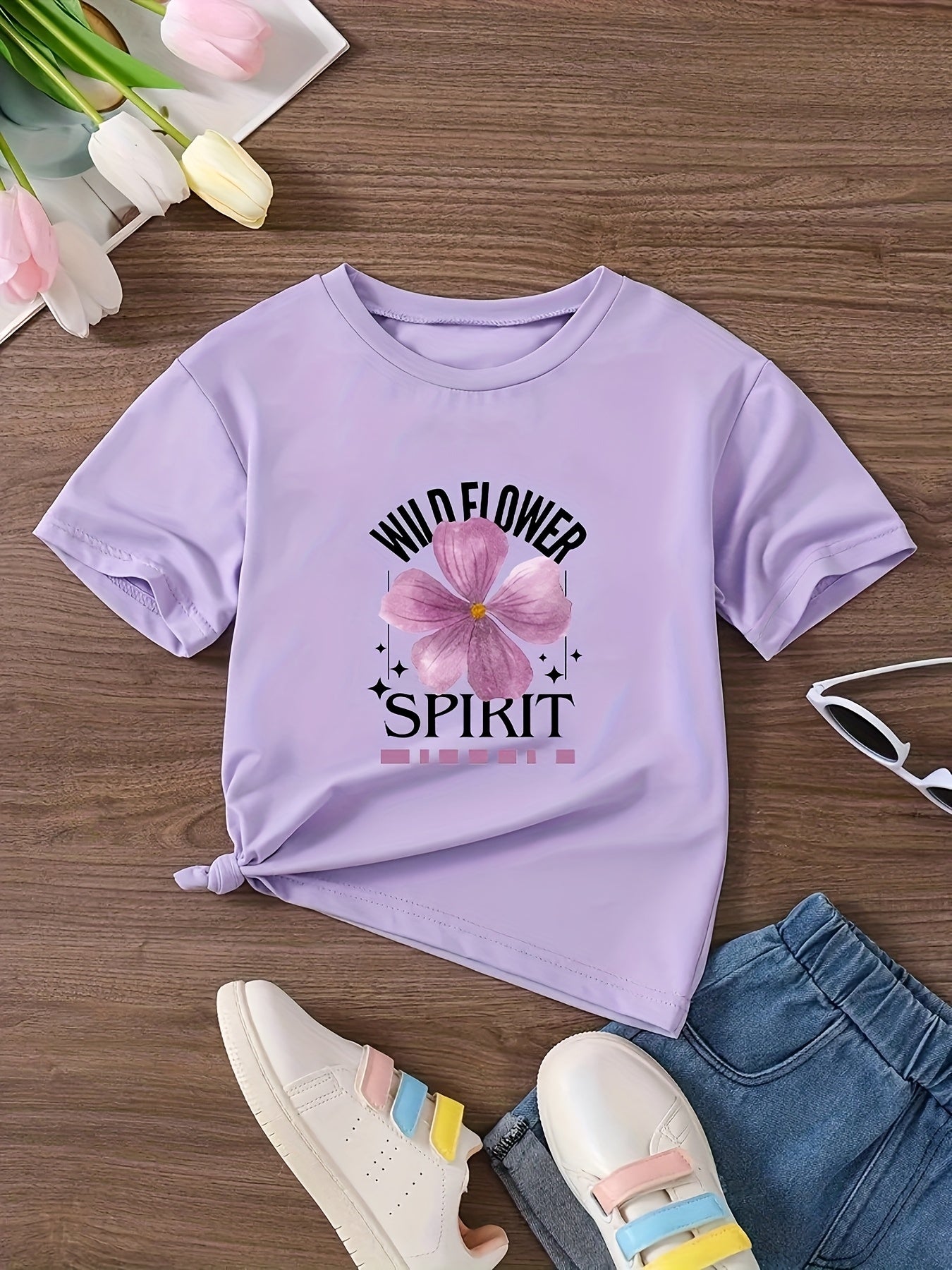 Spring And Summer Short-Sleeve Top for Girls, Featuring a Simple Sporty, Casual, And Comfortable Style with a Five-Petal Purple Flower And Letter Pattern Print