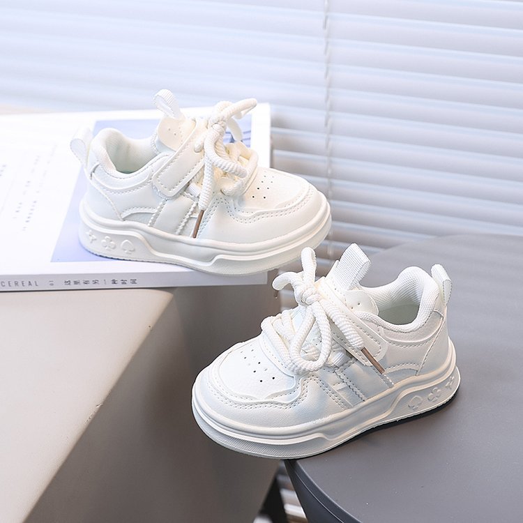 [Playful Charm] All-Season White Sneakers for Boys & Girls: Durable, Versatile Indoor/Outdoor Shoes with Hook-and-loop Closure, Low-Top Design, and Comfortable Fabric Lining