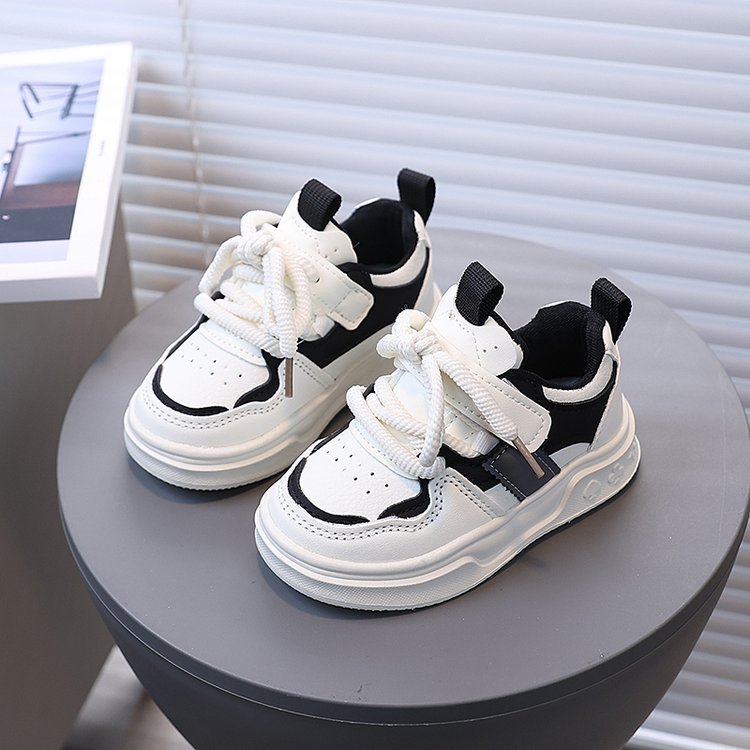 [Playful Charm] All-Season White Sneakers for Boys & Girls: Durable, Versatile Indoor/Outdoor Shoes with Hook-and-loop Closure, Low-Top Design, and Comfortable Fabric Lining