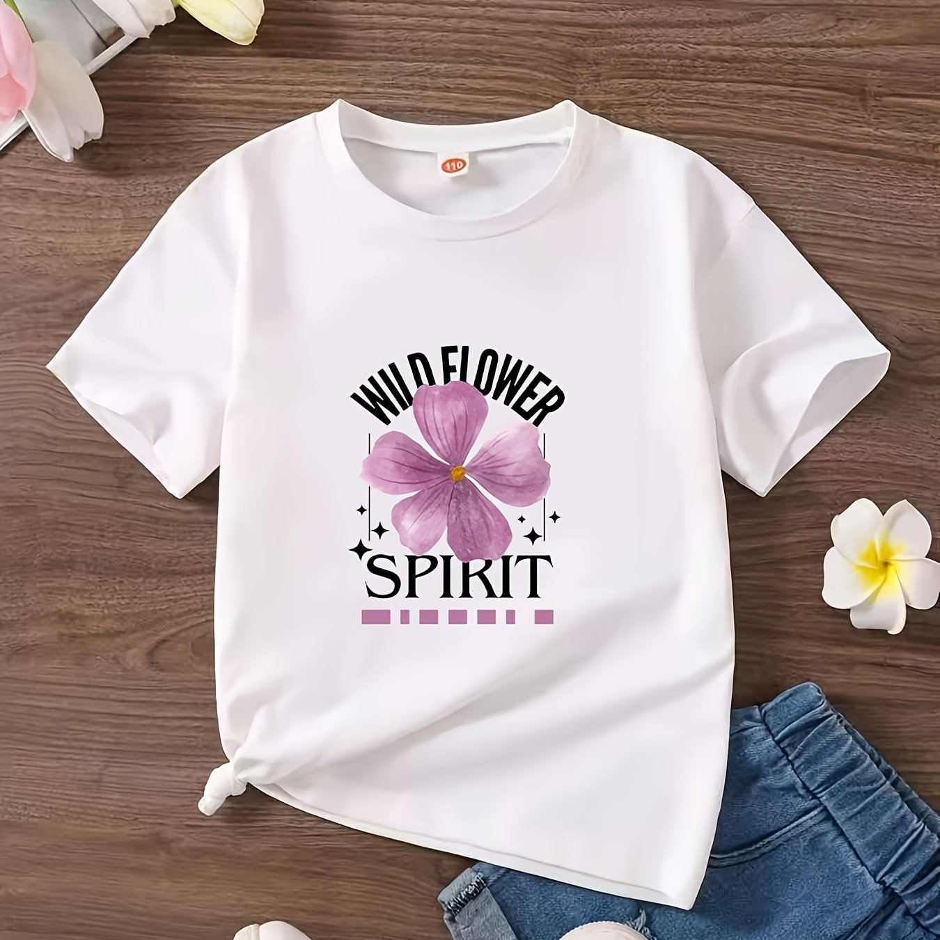 Spring And Summer Short-Sleeve Top for Girls, Featuring a Simple Sporty, Casual, And Comfortable Style with a Five-Petal Purple Flower And Letter Pattern Print