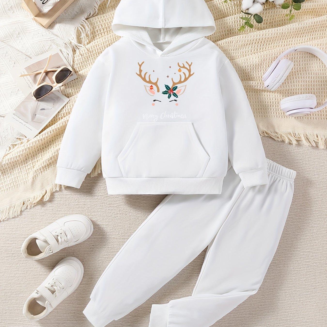 Girls' Festive Christmas Antler & Letter Print Sweatshirt and Joggers Set - Casual, Non-Stretch Polyester, Machine Washable - Perfect for Fall/Winter, Perfect for Outdoor