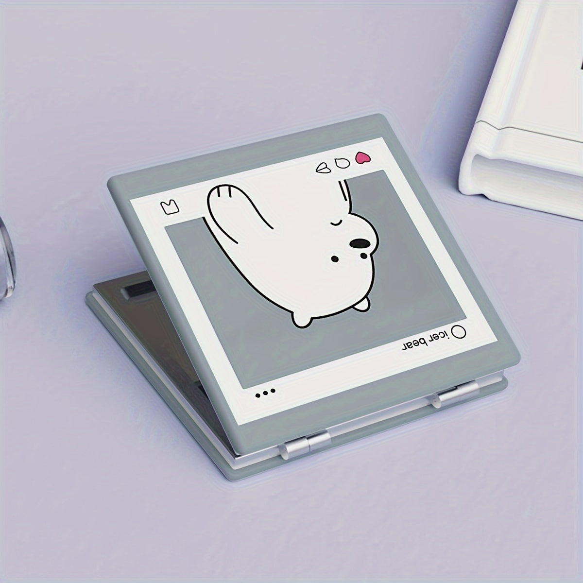 Cute Bear-Themed Folding Makeup Mirror - Portable, No-Battery Compact for Travel & Touch-Ups